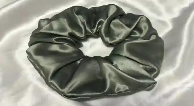 Oversized Mulberry Silk Scrunchie